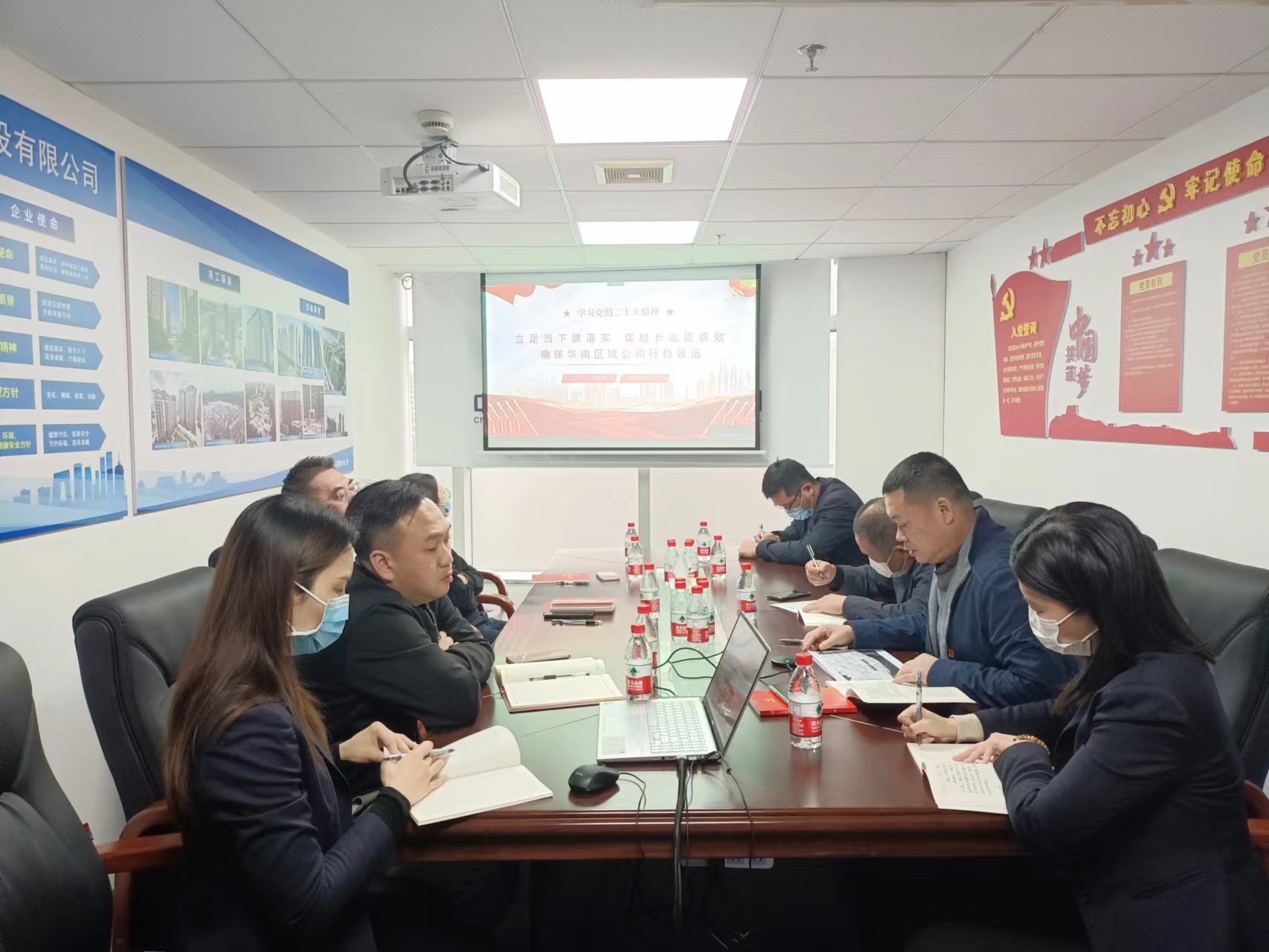 5cf77e3fabb5b2cda97468329552f41.jpg 5cf77e3fabb5b2cda97468329552f41.jpg